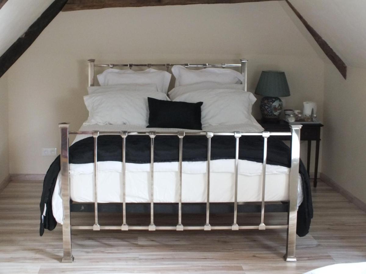 Country B&B Saint-Pierre-d'Eyraud Bagian luar foto