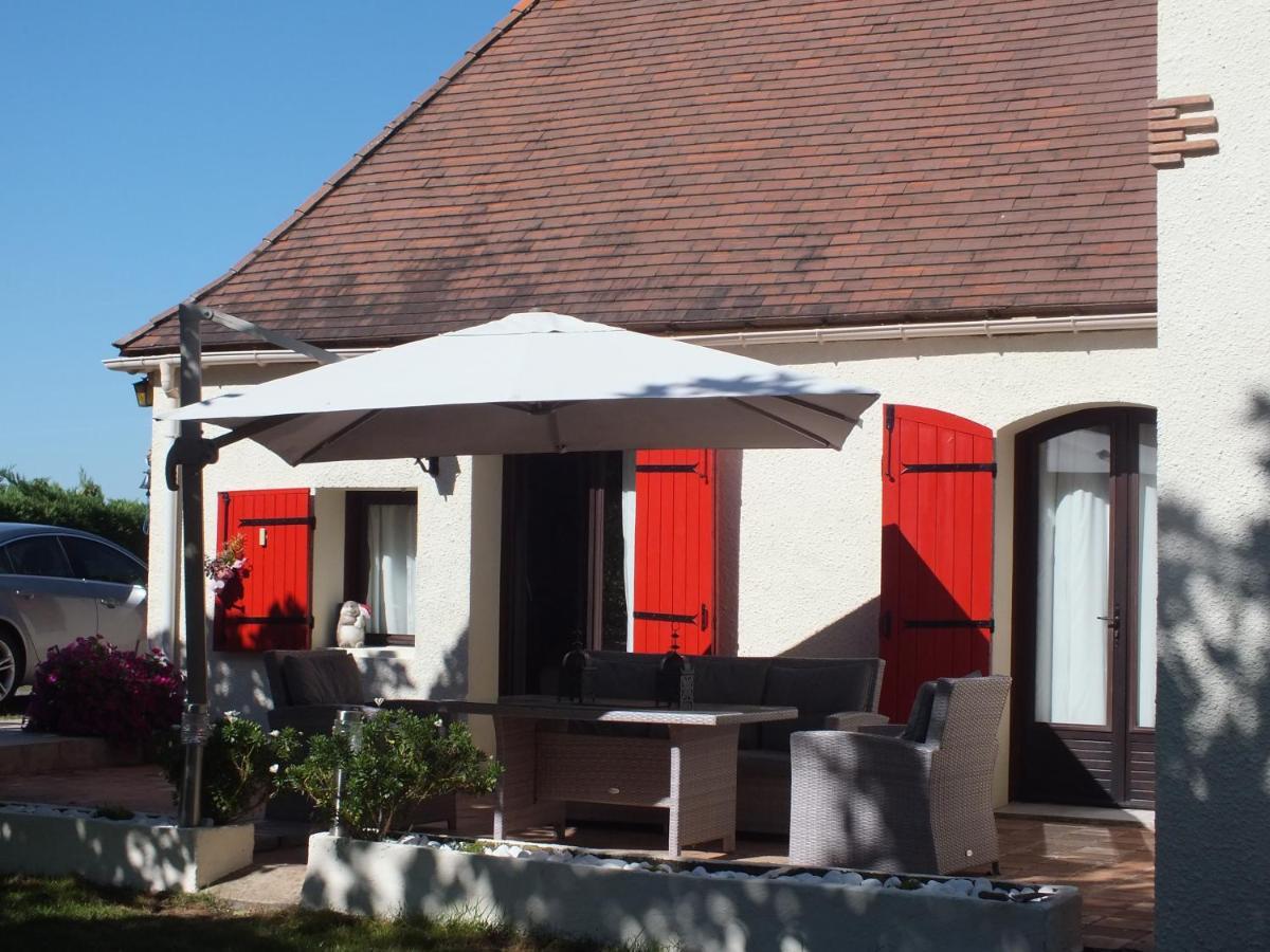 Country B&B Saint-Pierre-d'Eyraud Bagian luar foto
